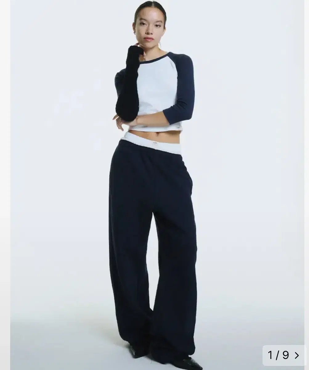 글로니 G CONTRAST SWEATPANTS (NAVY)